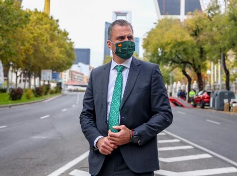 Smith tacha a Cs de Smith tacha a Cs de