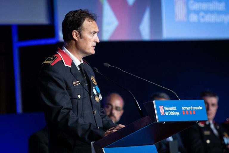 Sallent (Mossos) defiende la actuación del 1-O aunque 