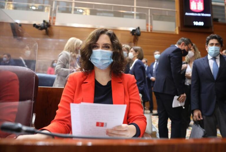 Ayuso acusa a Podemos de basar las políticas de infancia en 