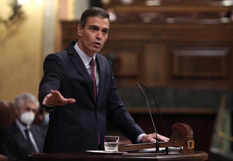 Sánchez anuncia al PP que paraliza la reforma del CGPJ para negociar su renovación