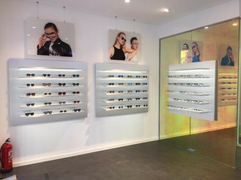 Hawkers irrumpe en la venta 'online' de lentillas diarias con la adquisición de Loopas