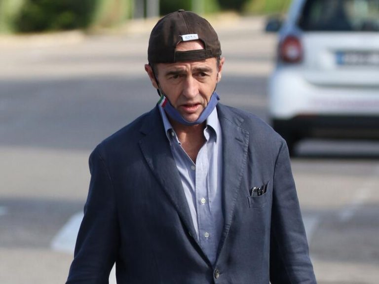 Alessandro Lequio, melancólico, recuerda a su hijo Aless con una imagen junto a su hermana