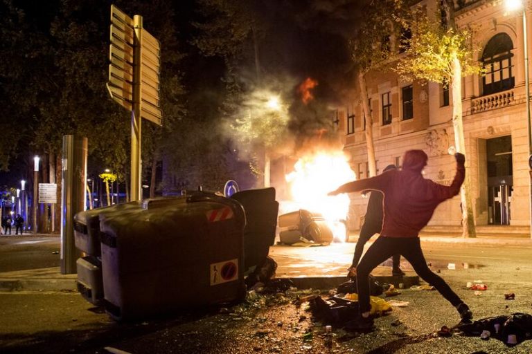 Guardia Civil lanza una operación con detenciones contra Tsunami Democrátic