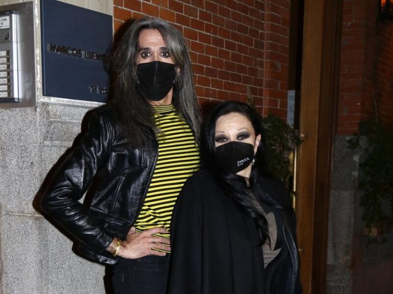 Alaska y Mario celebran el aniversario del día de su primer beso