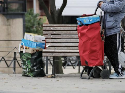 PSOE exige a Madrid medios para paliar el hambre: PSOE exige a Madrid medios para paliar el hambre:
