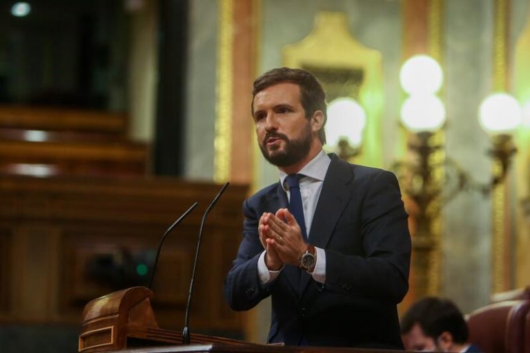 Casado pide la dimisión de Illa: 