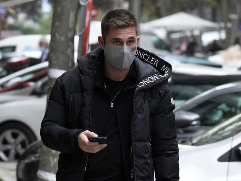 Tom Brusse y Sandra Pica muestran su peor cara ante la prensa