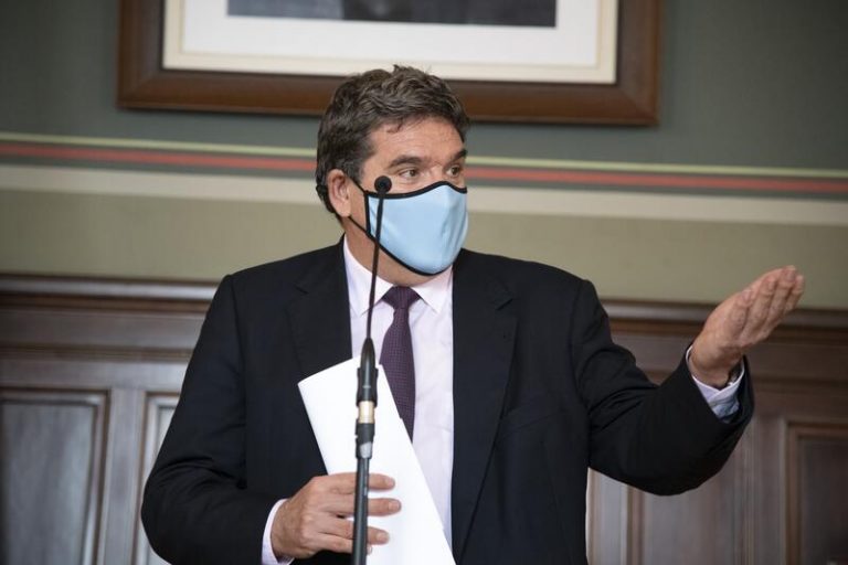 Escrivá asegura que el déficit de la TGSS se cerrará a finales de la legislatura