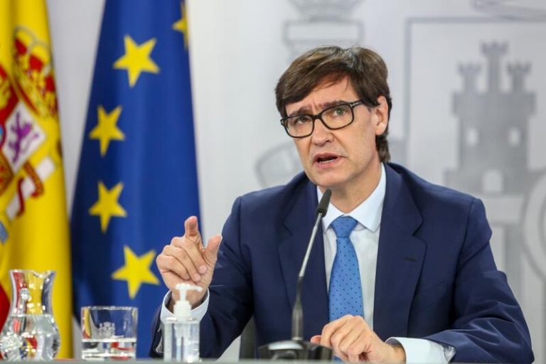 Illa explicita la intención del Gobierno de subir el precio del tabaco