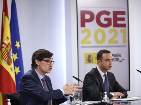 Illa explica que la alarma vigente no cubre confinamiento domiciliario pero no lo cree necesario Illa explica que la alarma vigente no cubre confinamiento domiciliario pero no lo cree necesario