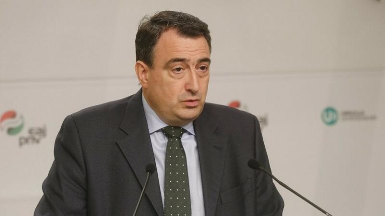 Esteban llama a los partidos a no mandar mensajes que crispen a la ciudadanía