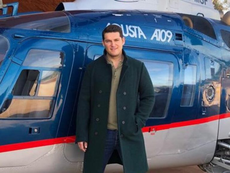 Manu Tenorio demuestra su apoyo a Josep María Mainat