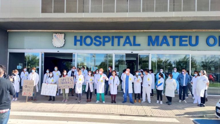 La huelga de médicos en Baleares tiene un seguimiento 