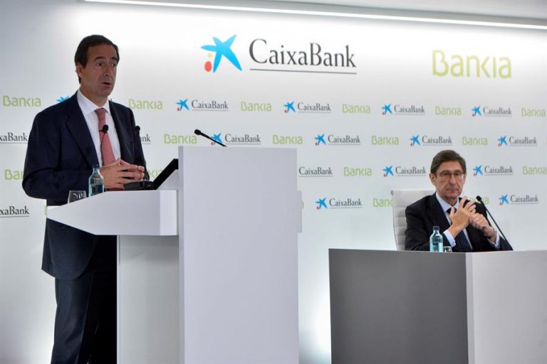 CaixaBank ampliará capital por un máximo de 2.000 millones para acometer el canje de acciones de Bankia