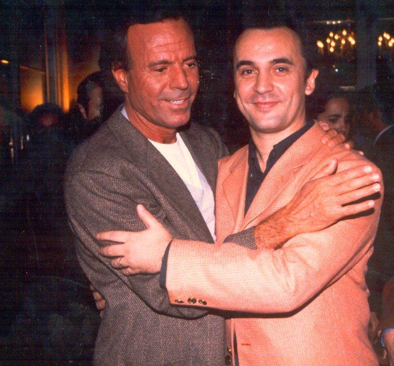 De cantante de Enrique y Ana a vendedor de juguetes sexuales: el triste declive de Enrique del Pozo