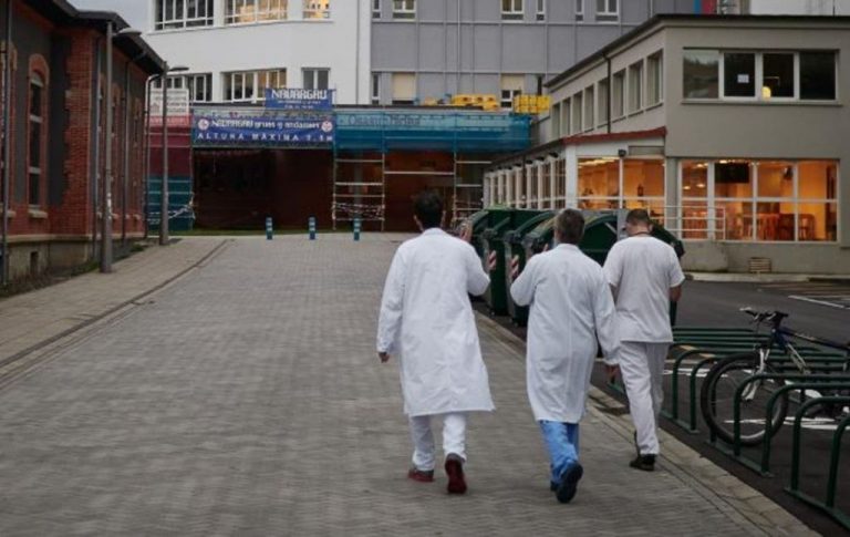 Navarra registra 469 nuevos casos y tiene 369 personas ingresadas