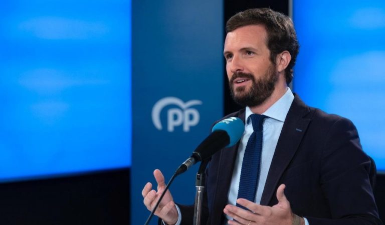 Casado exige a Sánchez acordar criterios 