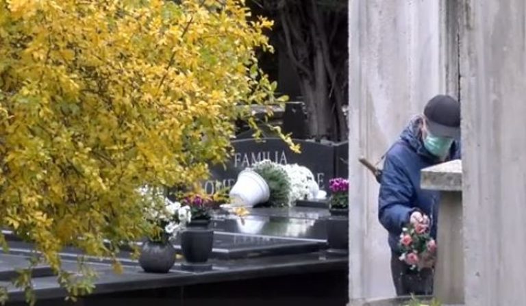 Ayuntamiento de Pamplona recomienda realizar las visitas al cementerio fuera del fin de semana