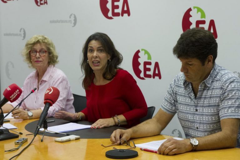Críticos de EA piden que se elija entre un modelo nítido de coalición en EH Bildu o su disolución e integración en ella