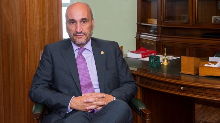 Más de 200.000 trabajadores se irán a paro al decaer el compromiso de empleo de los ERTE