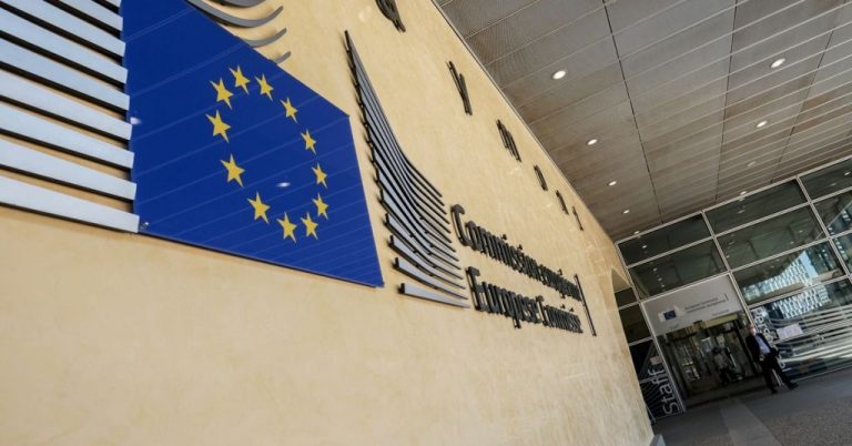 Bruselas prevé emitir los primeros bonos del fondo de recuperación en el verano de 2021