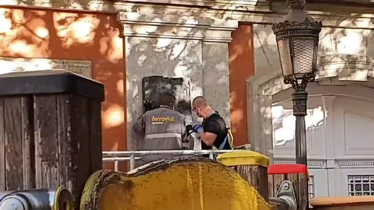 Chamberí mantiene la placa a Indalecio Prieto días después de retirar la de Largo Caballero