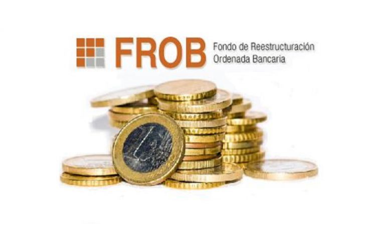 El FROB da su visto bueno a la fusión de CaixaBank y Bankia
