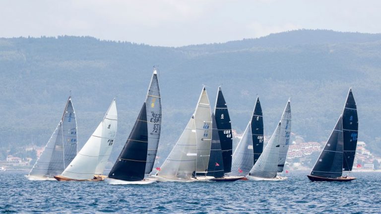 La Volvo Autesa Cup se decidirá en la tercera y última prueba en aguas de Sanxenxo
