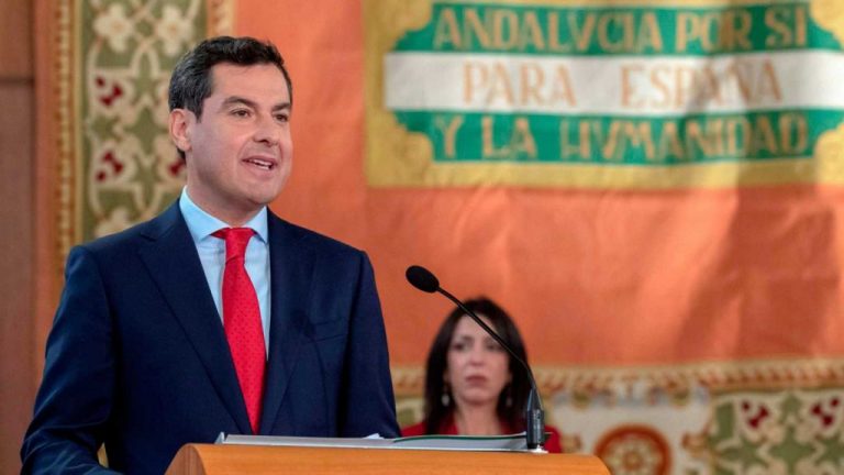 Presidente andaluz prepara el Debate de la Comunidad pendiente de la evolución de la pandemia
