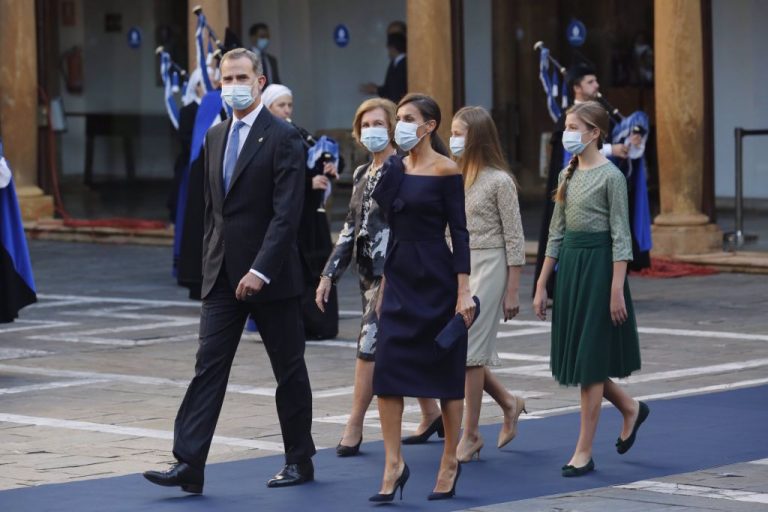 Familia Real al completo, sin el rey emérito, en los Premios Princesa de Asturias