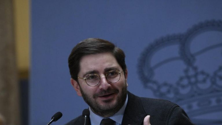 El Gobierno mantiene el impuesto digital pese al fracaso en la OCDE