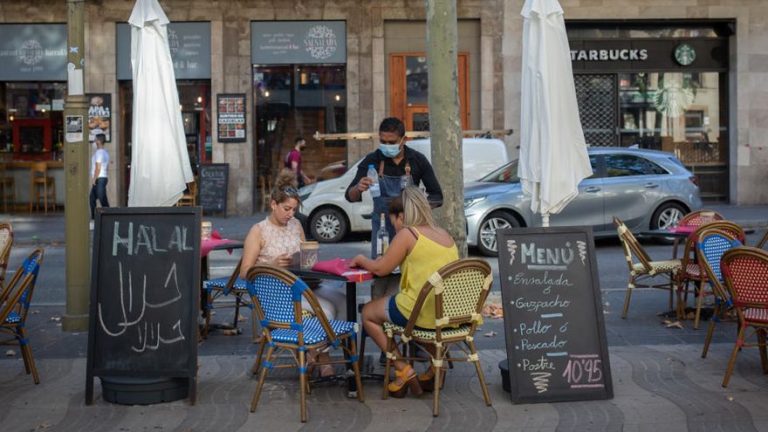 El Govern catalán cerrará los bares este jueves