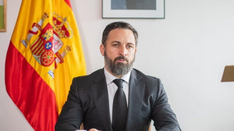 Abascal ultima el discurso de la moción de censura, que ha preparado en solitario