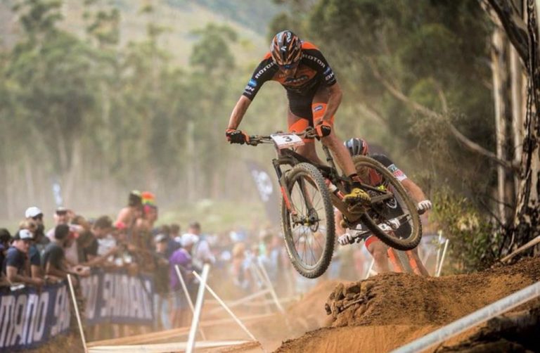 España termina décima en el relevo por equipos del Mundial de BTT