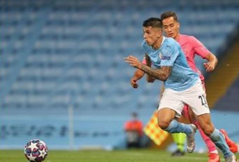 La salvación de último momento para Florentino Pérez en forma de lateral