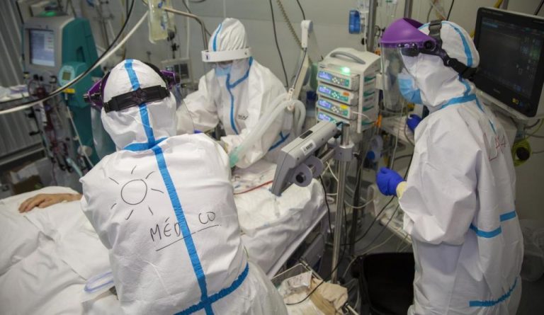 Un estudio en EEUU apunta que 1 de cada 5 jóvenes hospitalizados necesita cuidados intensivos