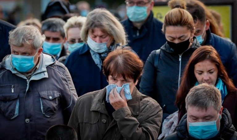 Los catalanes suspenden al Govern con un 4,78