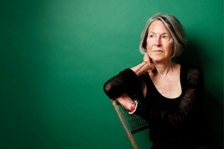 Louise Glück, la premio Nobel de Literatura que se 'enamoró' de la editorial española Pre-Textos