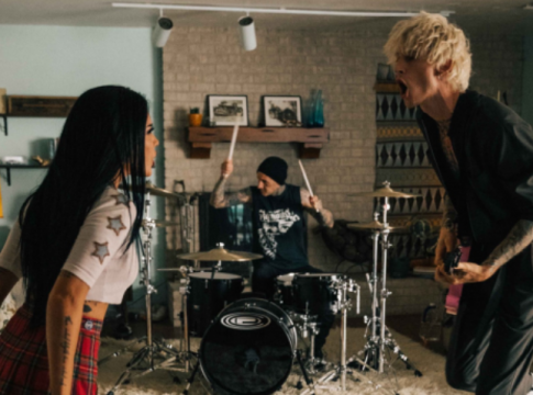 Machine-Gun-Kelly-Halsey-VIDEO Machine Gun Kelly Halsey forget me too