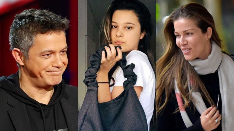 Manuela, hija de Alejandro Sanz y Jaydy Michel, protagoniza con su madre, su primera portada