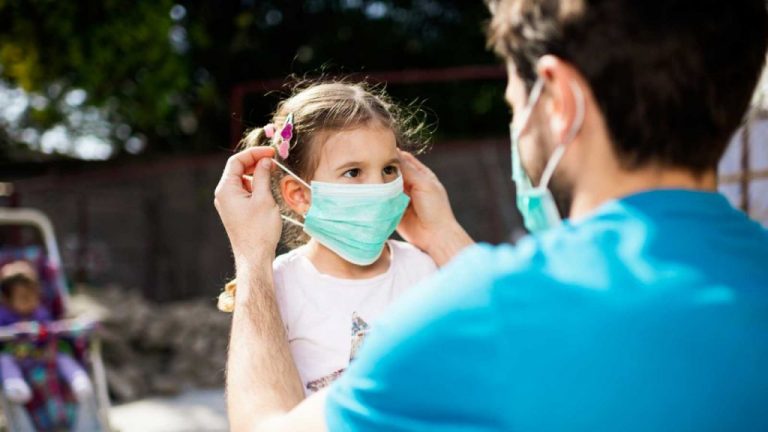 Mascarillas para niños: cómo elegir la más segura para ellos