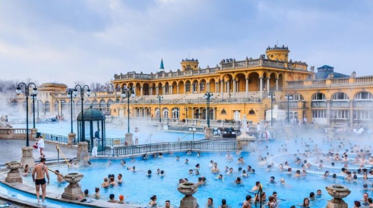 Turismo sin aglomeraciones: monumentos y ciudades en la nueva normalidad