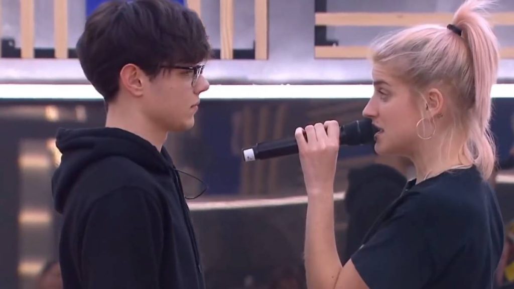 Tremendo lío, porque Flavio la dejó más rápido de lo que te imaginas