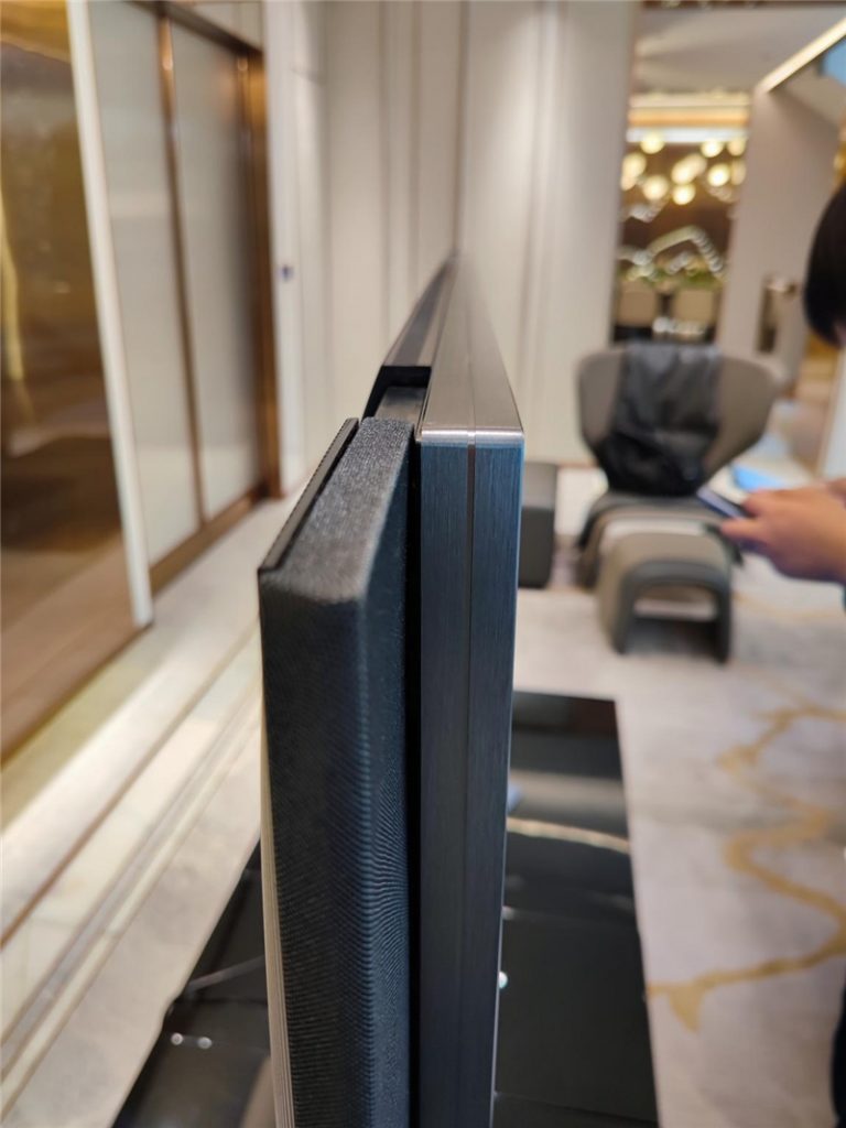 Así es la Mi TV LUX 82" Pro de Xiaomi