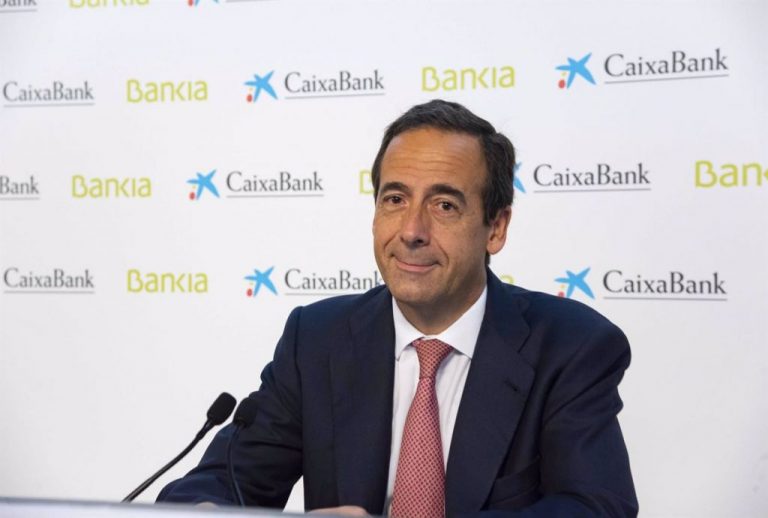 CaixaBank ve muy positiva la subida del PIB y espera una caída anual inferior al 12,5%