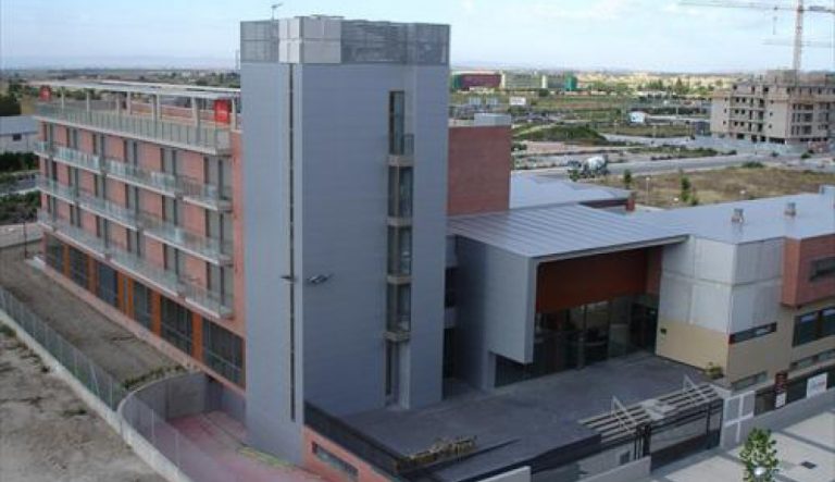 La Casa Familiar de Cruz Blanca de Huesca detecta un positivo y realizan 118 PCR