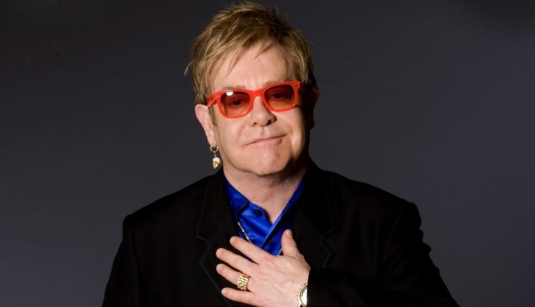 Elton John edita 