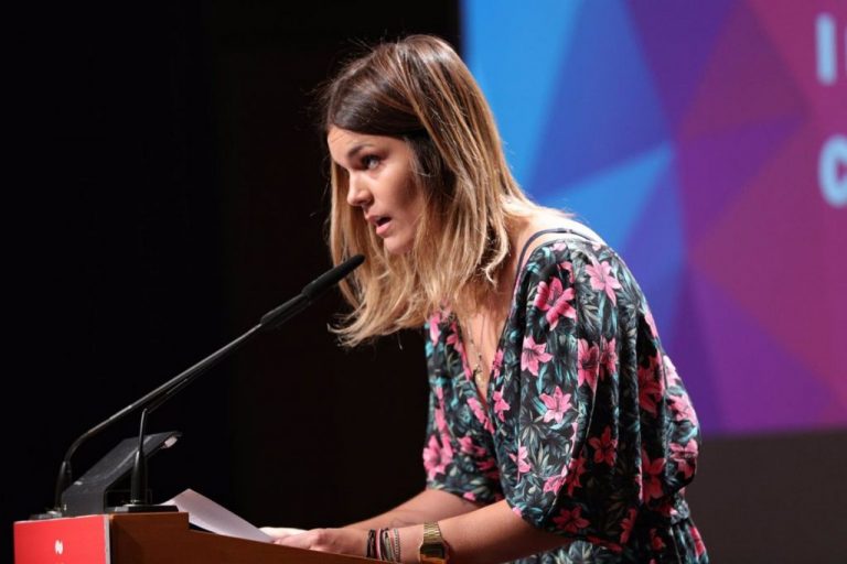 Elvira Sastre dice 'Adiós al frío' en su nuevo libro: 