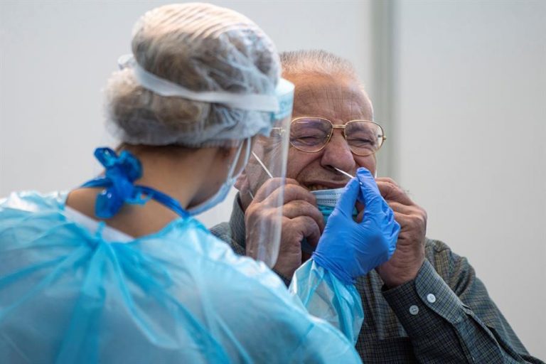 Extremadura suma dos fallecidos y 194 casos positivos de Covid-19