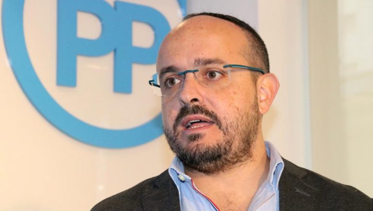 Fernández descarta una coalición con el PSC porque son 